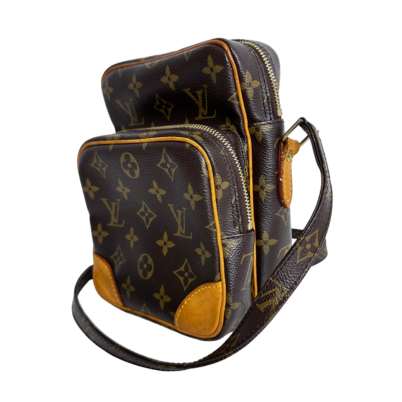 Monogram Amazone