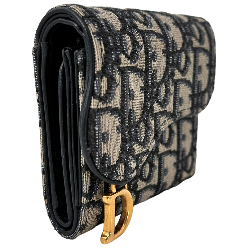 Oblique Cardholder