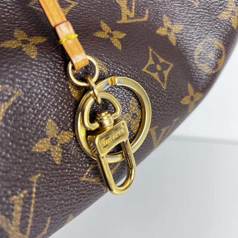 Monogram Artsy MM