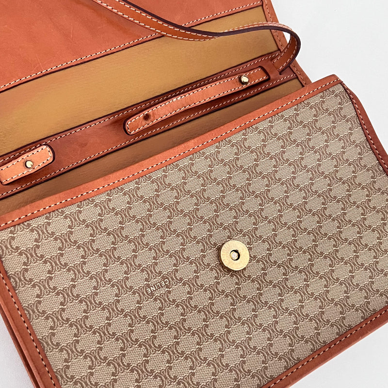 Vintage Triomphe Crossbody