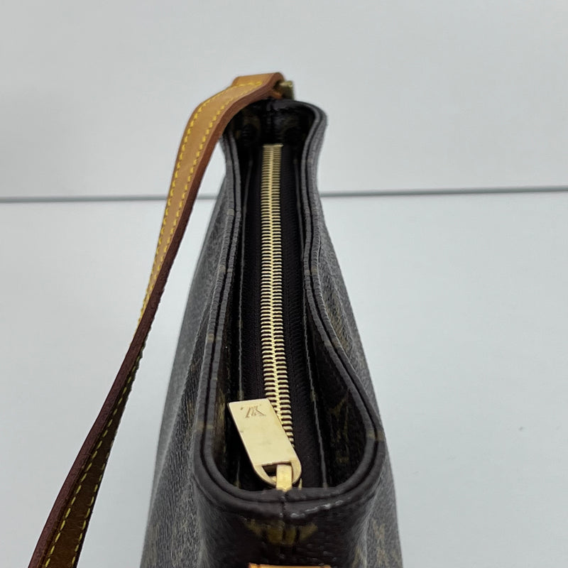 Monogram Trotteur