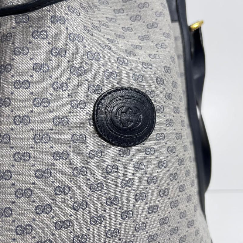 Navy GG Supreme Bucket Bag