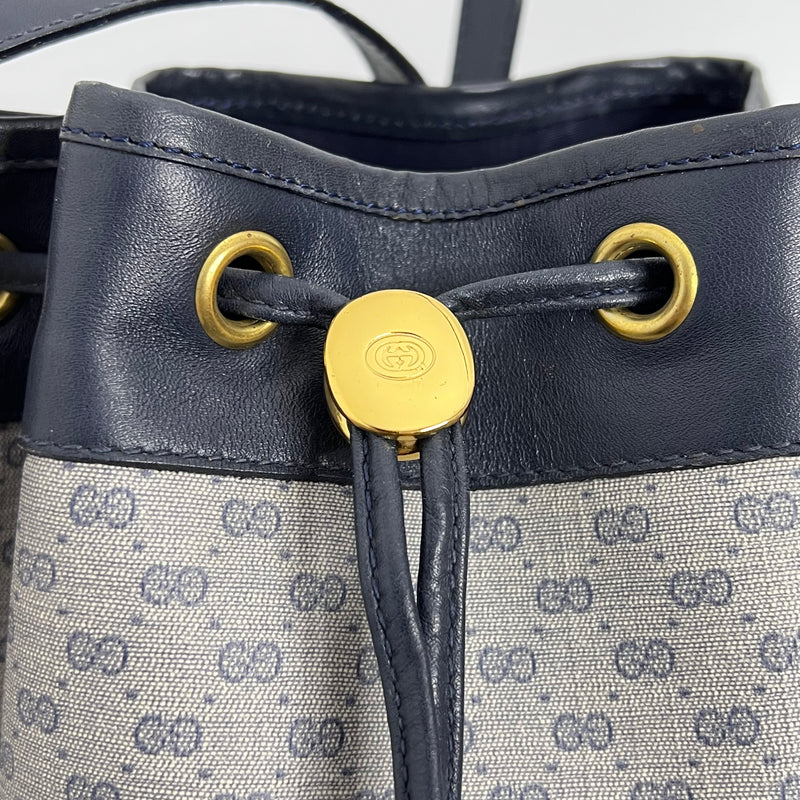 Navy GG Supreme Bucket Bag