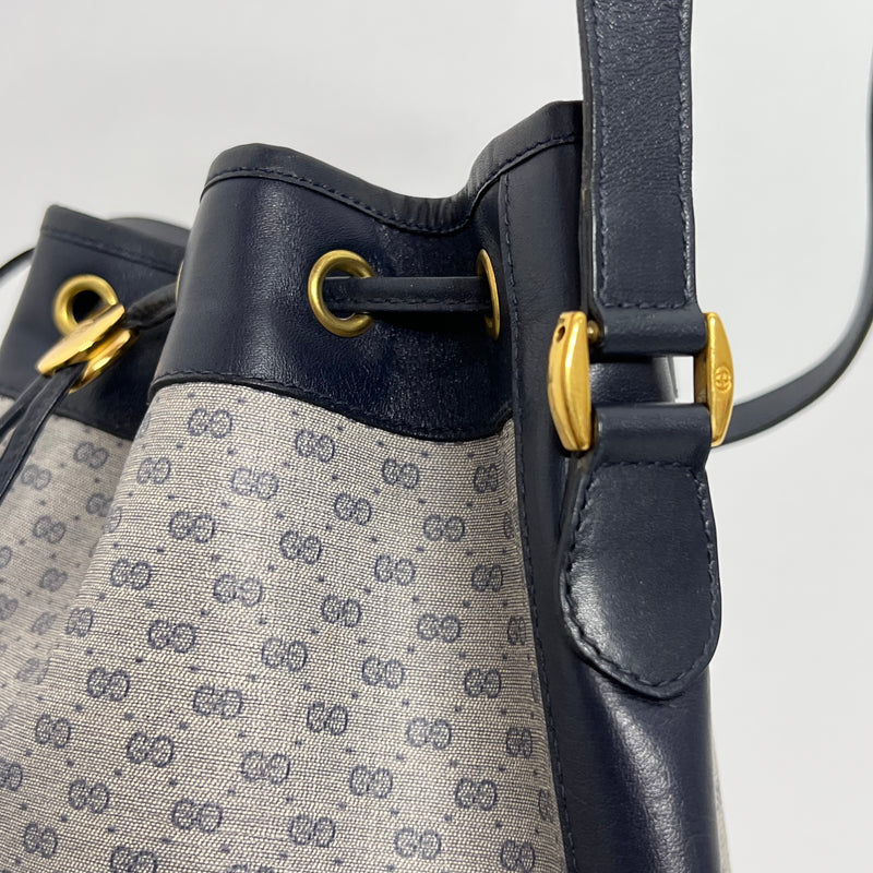 Navy GG Supreme Bucket Bag