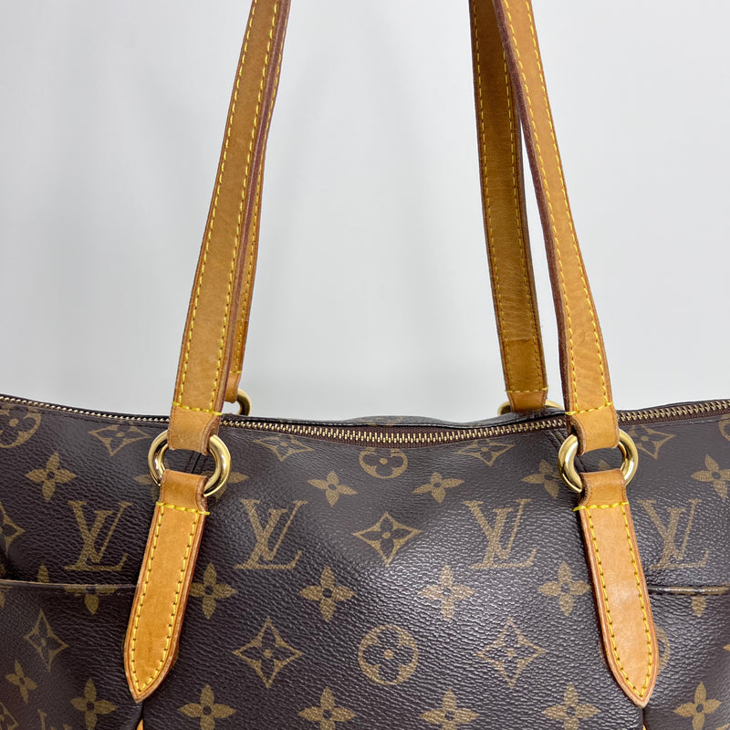 Monogram Totally PM