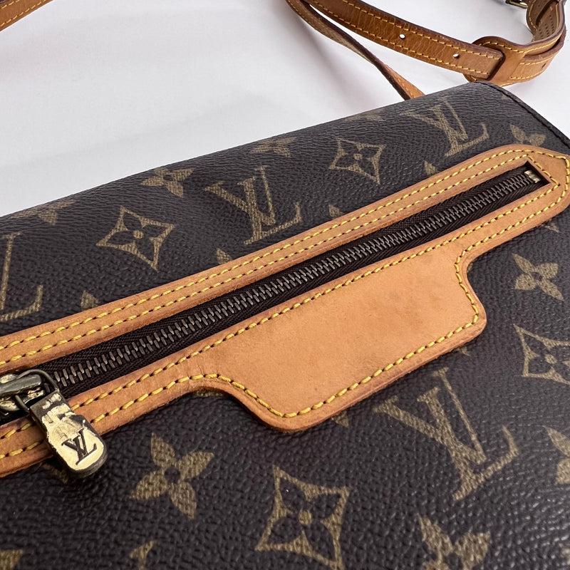 Louis Vuitton Monogram Saint Germain 28 Leather Brown Shoulder bag Authentic