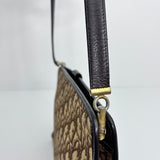 Trotter Lock Shoulder Bag