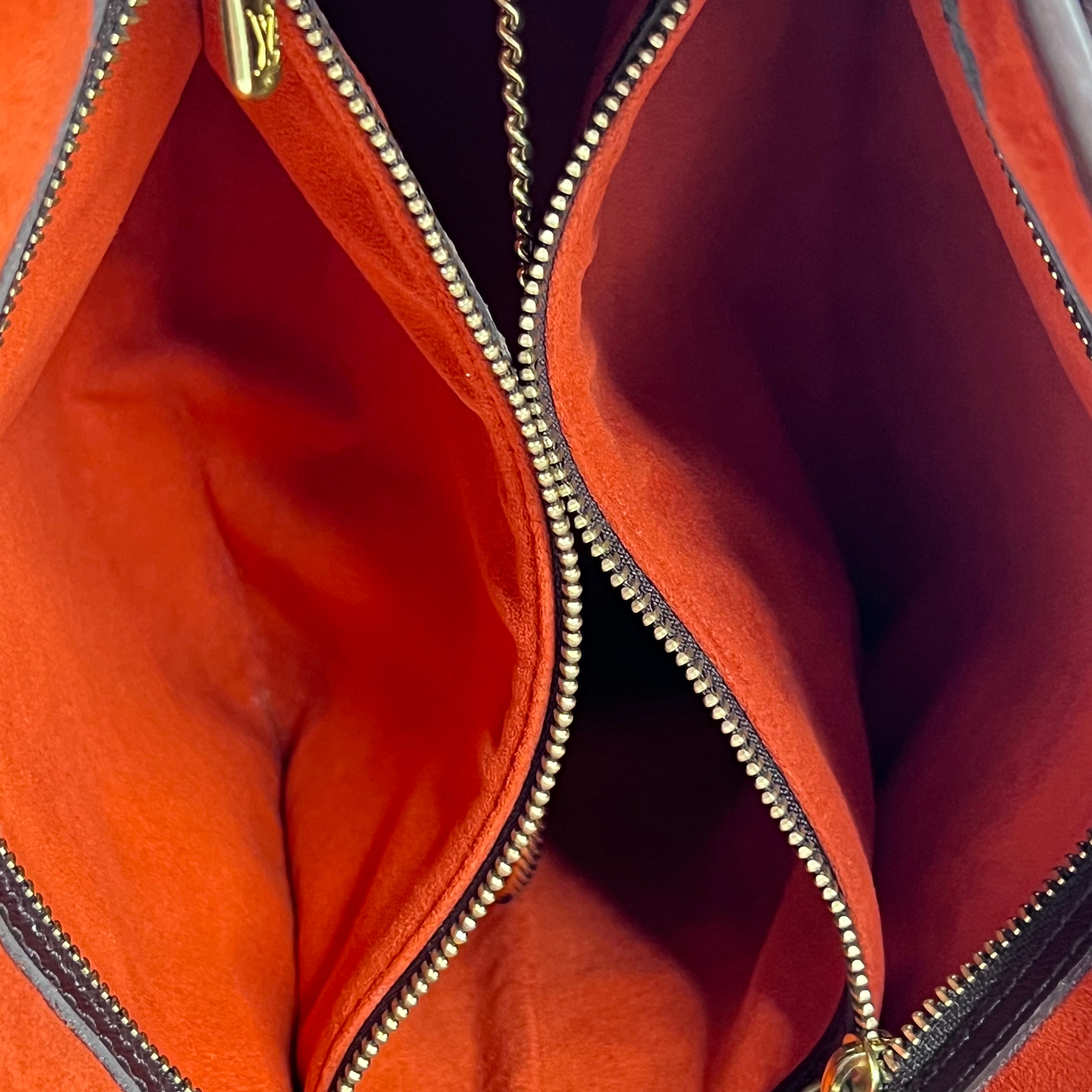 Damier Ebene Marais Bucket Bag