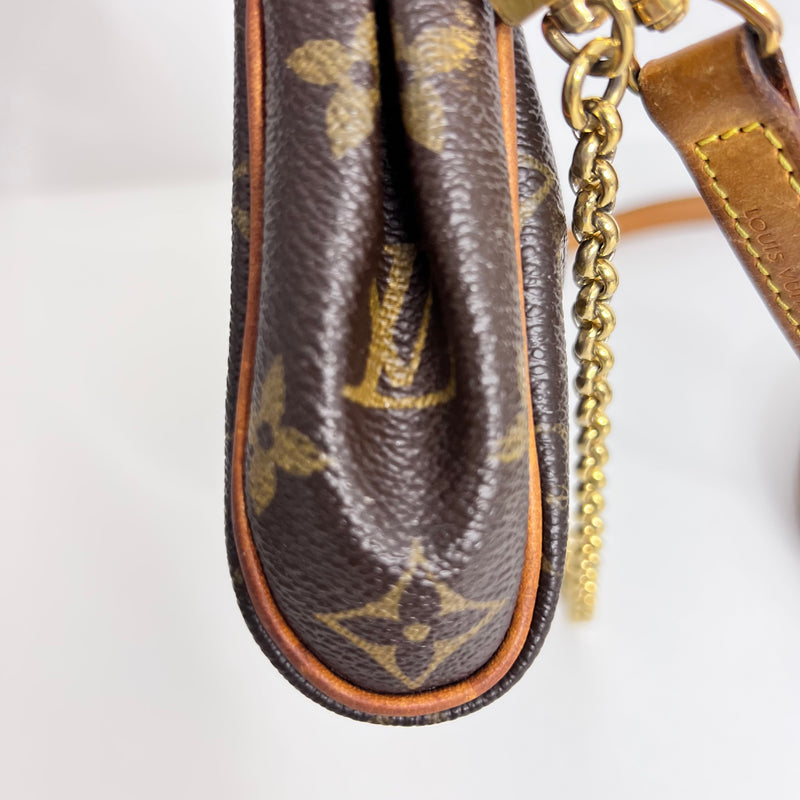 Monogram Pochette Eva