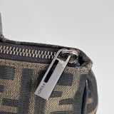 Long Pochette