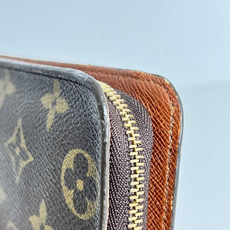 Monogram Zippy Wallet