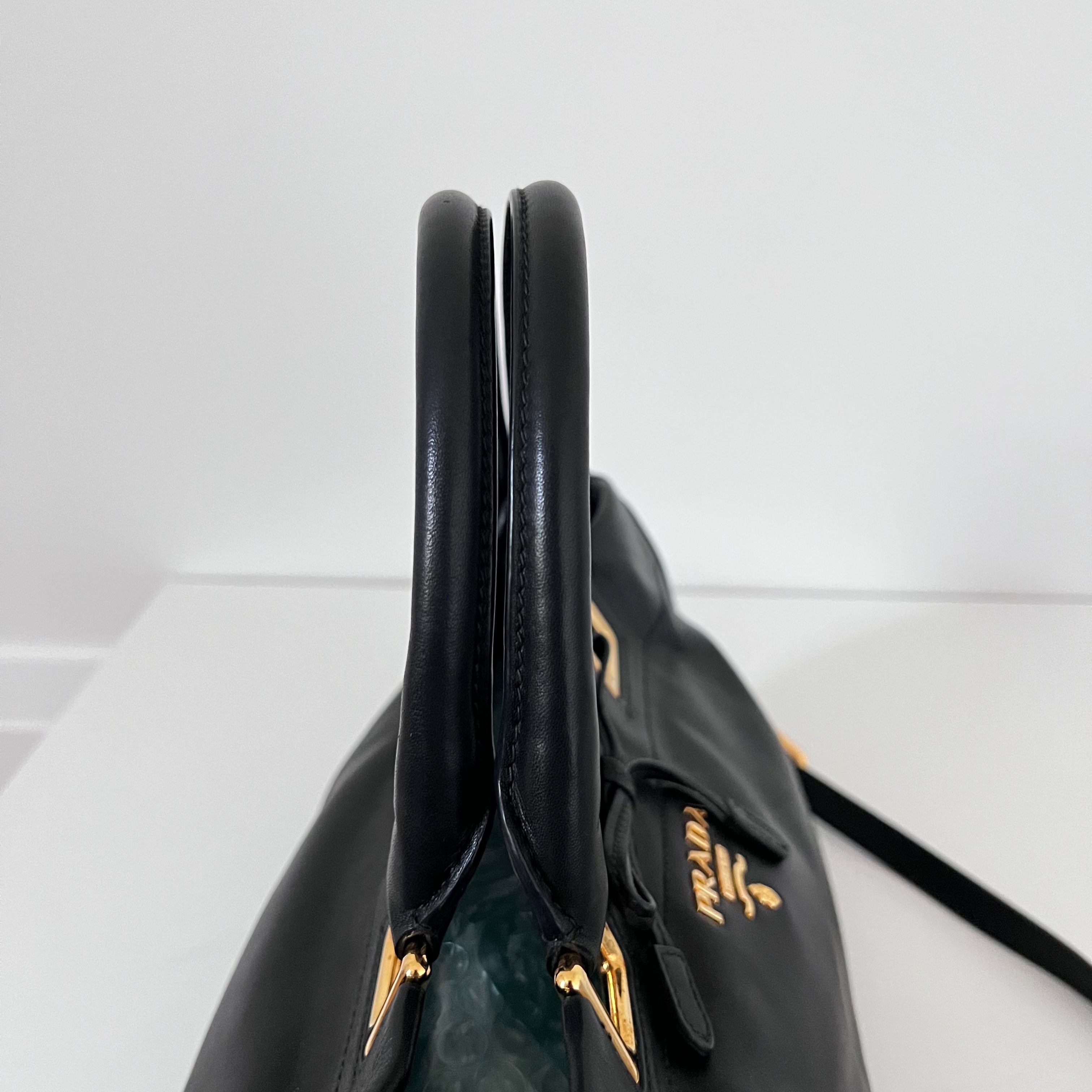 Nero Calfskin Ribbon Bag