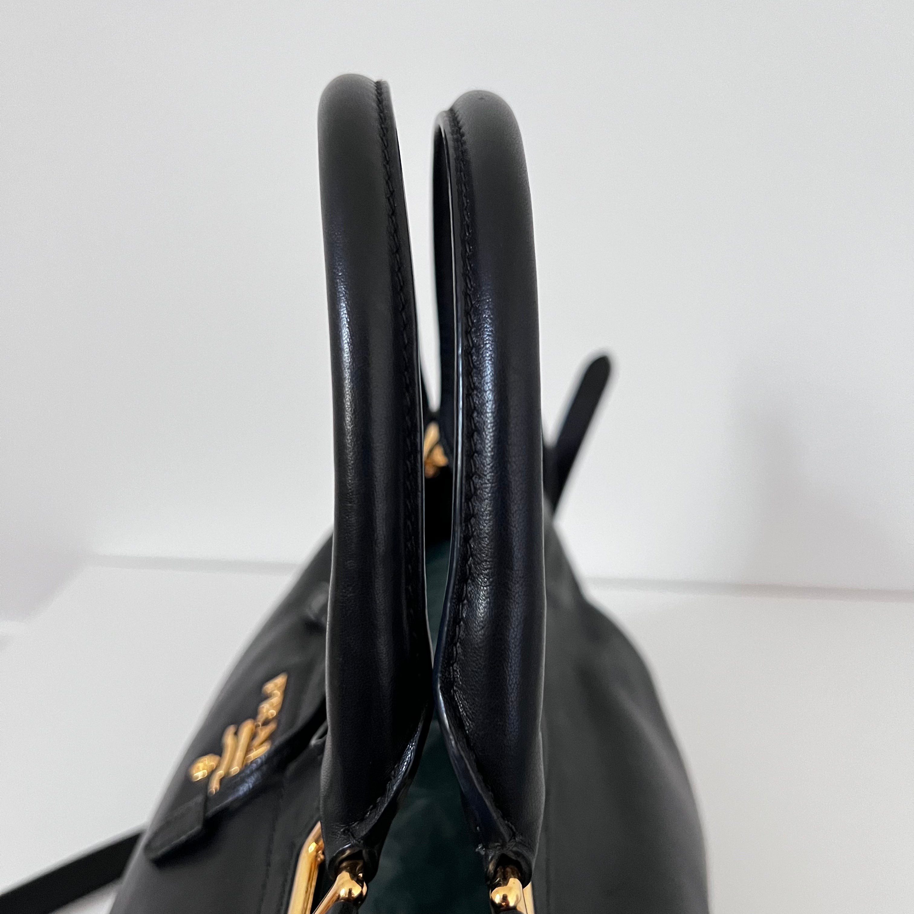 Nero Calfskin Ribbon Bag