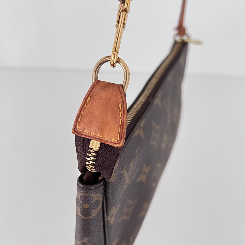 Pochette Accessories