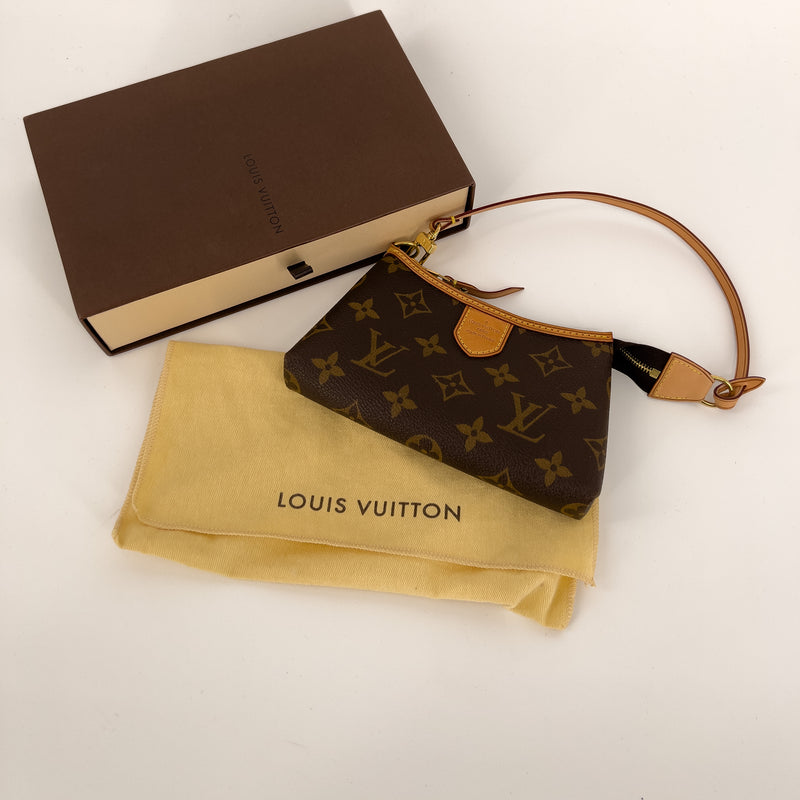 LOUIS VUITTON Monogram Mini Pochette Delightful 89218