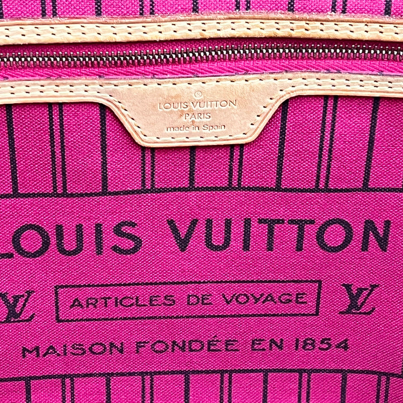 Louis Vuitton Articles DE Voyage Maison Fondee EN 1854 for Sale