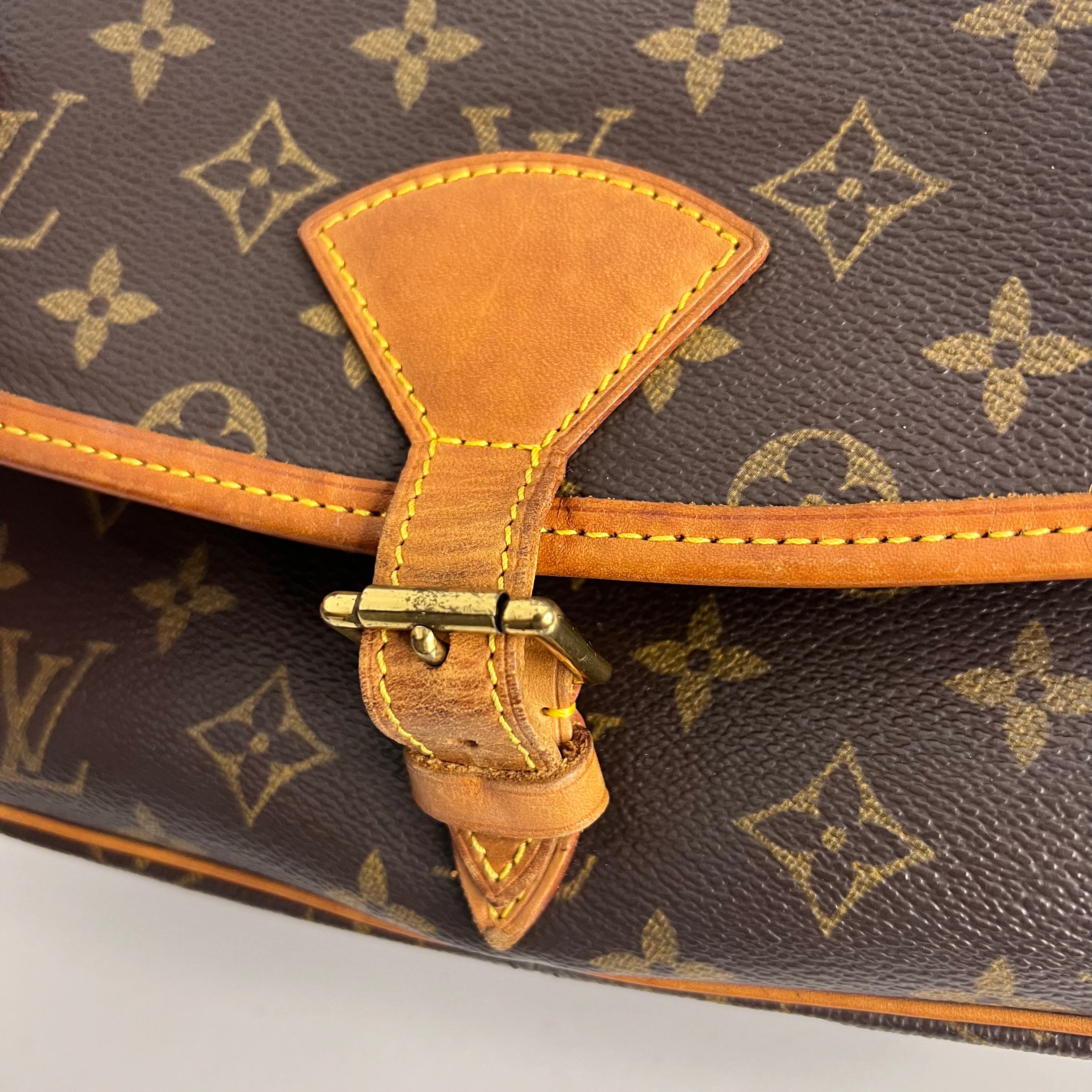 Monogram Sologne