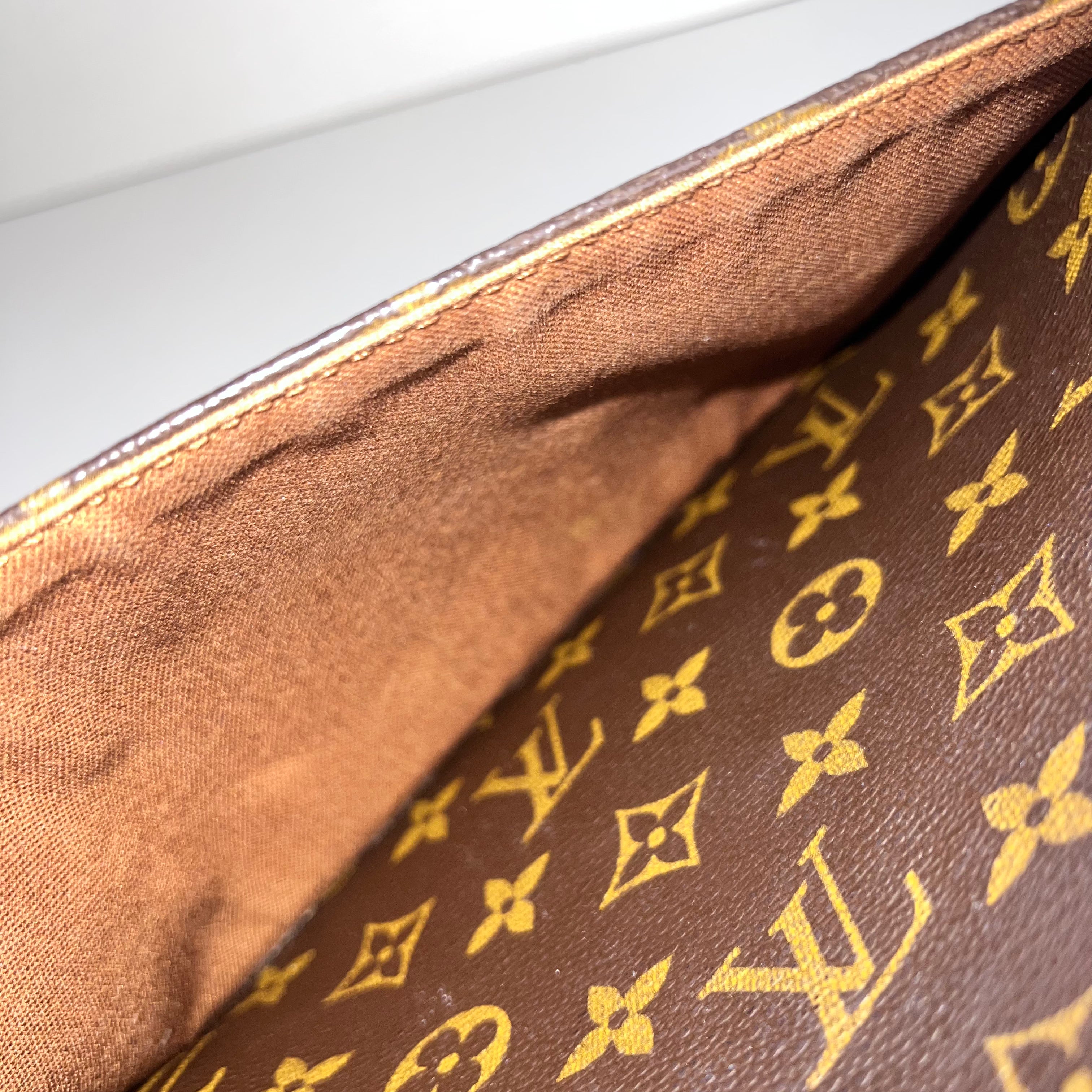 Monogram Sologne