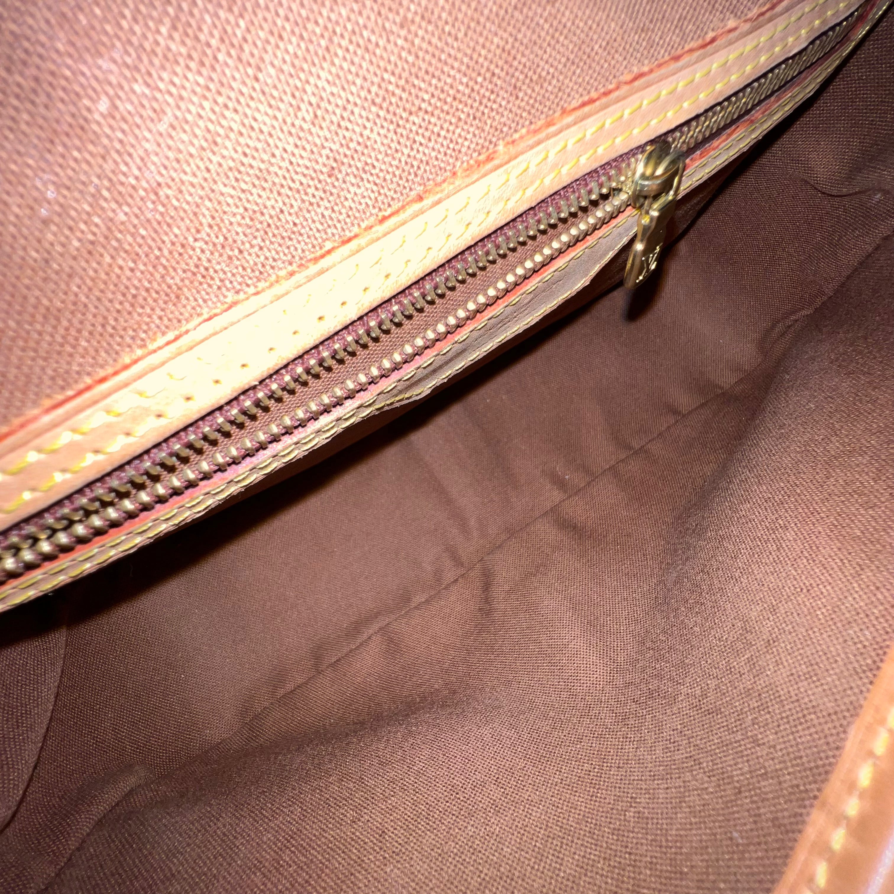 Monogram Sologne