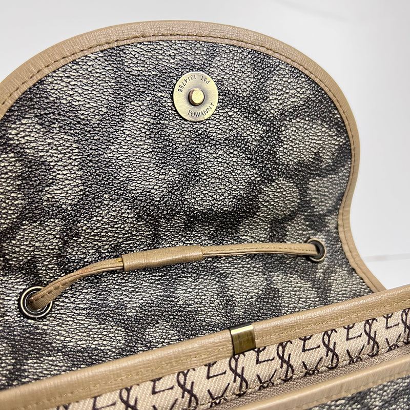 Vintage Giraffe Print Crossbody
