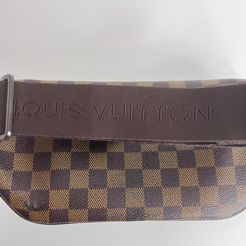 LOUIS VUITTON Damier Ebene Melville Bum Bag 1279649