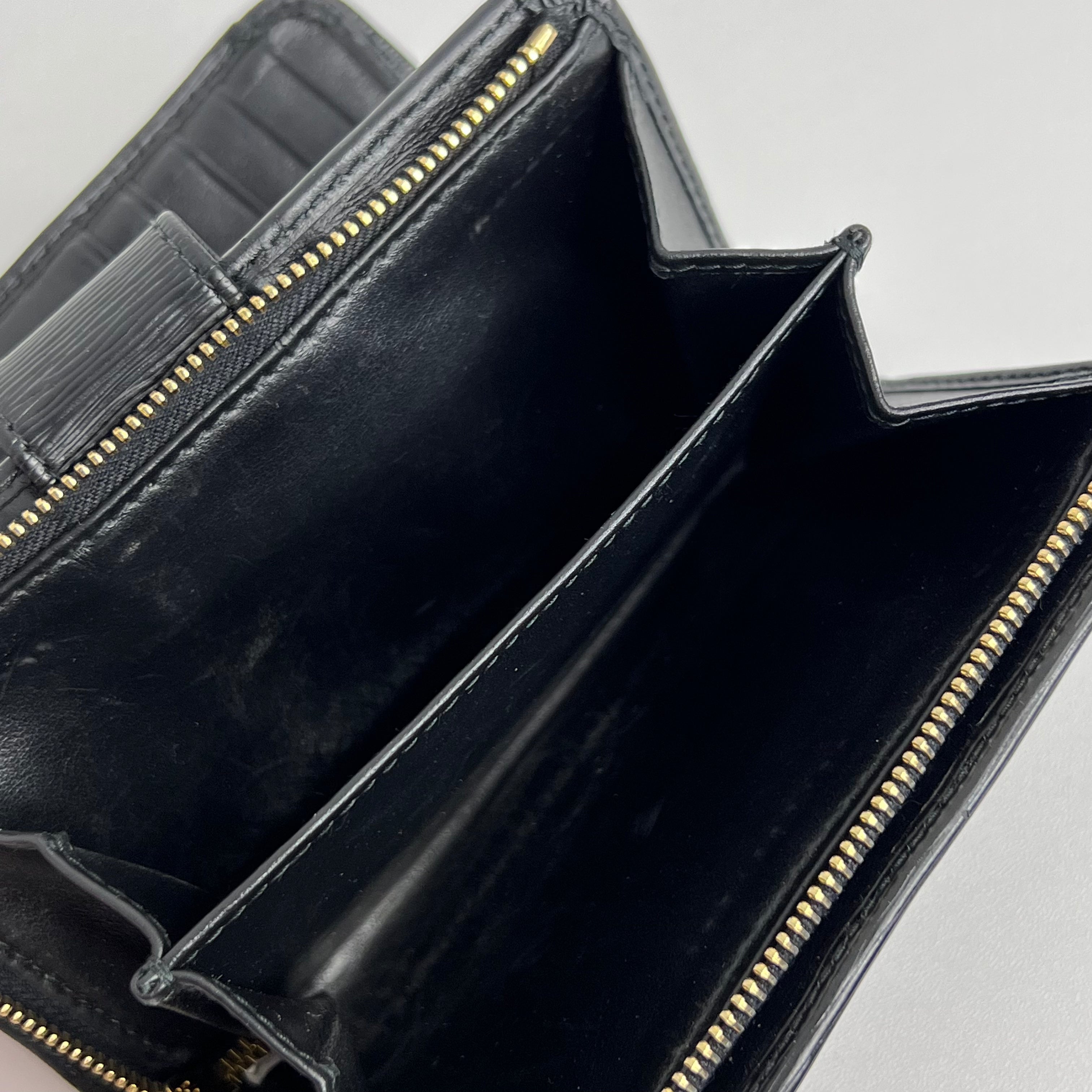 Small Black Vitello Move Leather Wallet