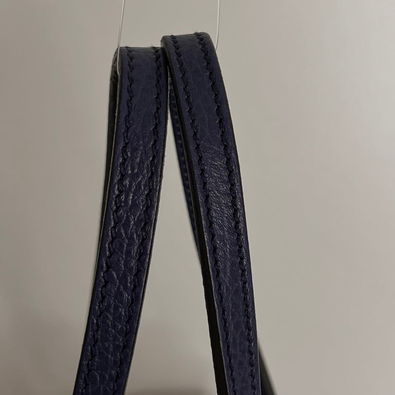 Swing Tote Bag