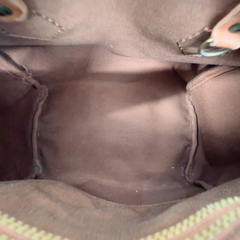 Speedy 25 with shoulder strap