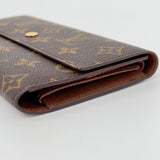 Monogram Chain on Wallet