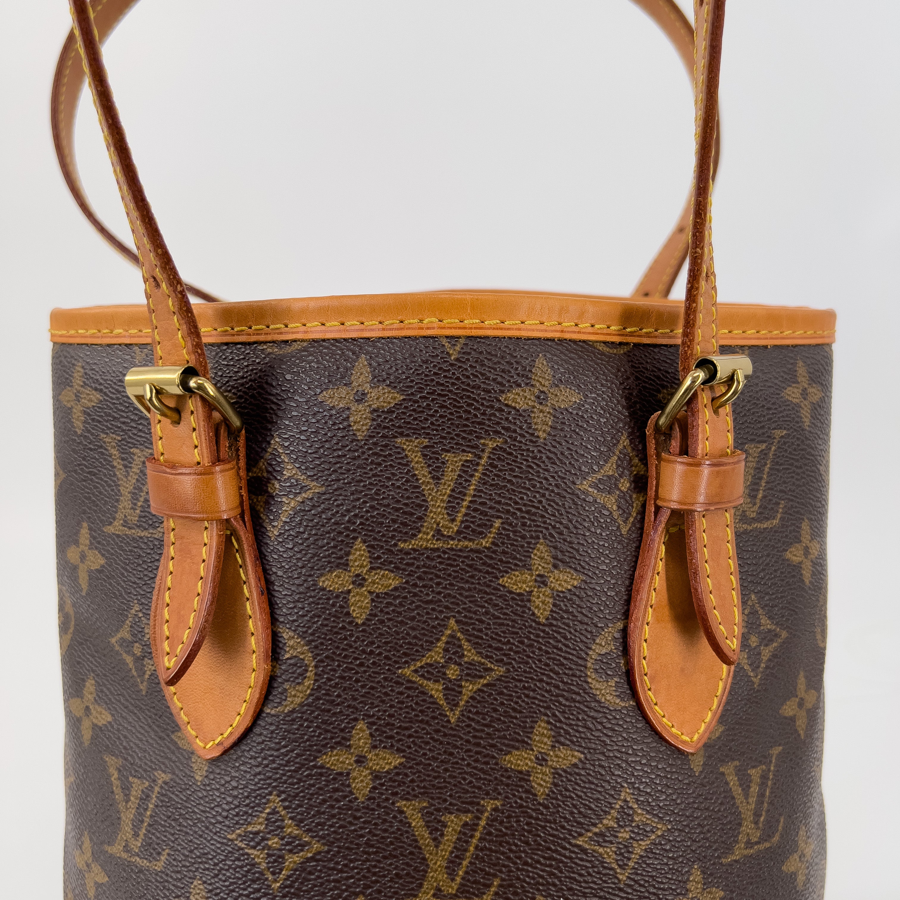 Monogram Marais Petit Bucket