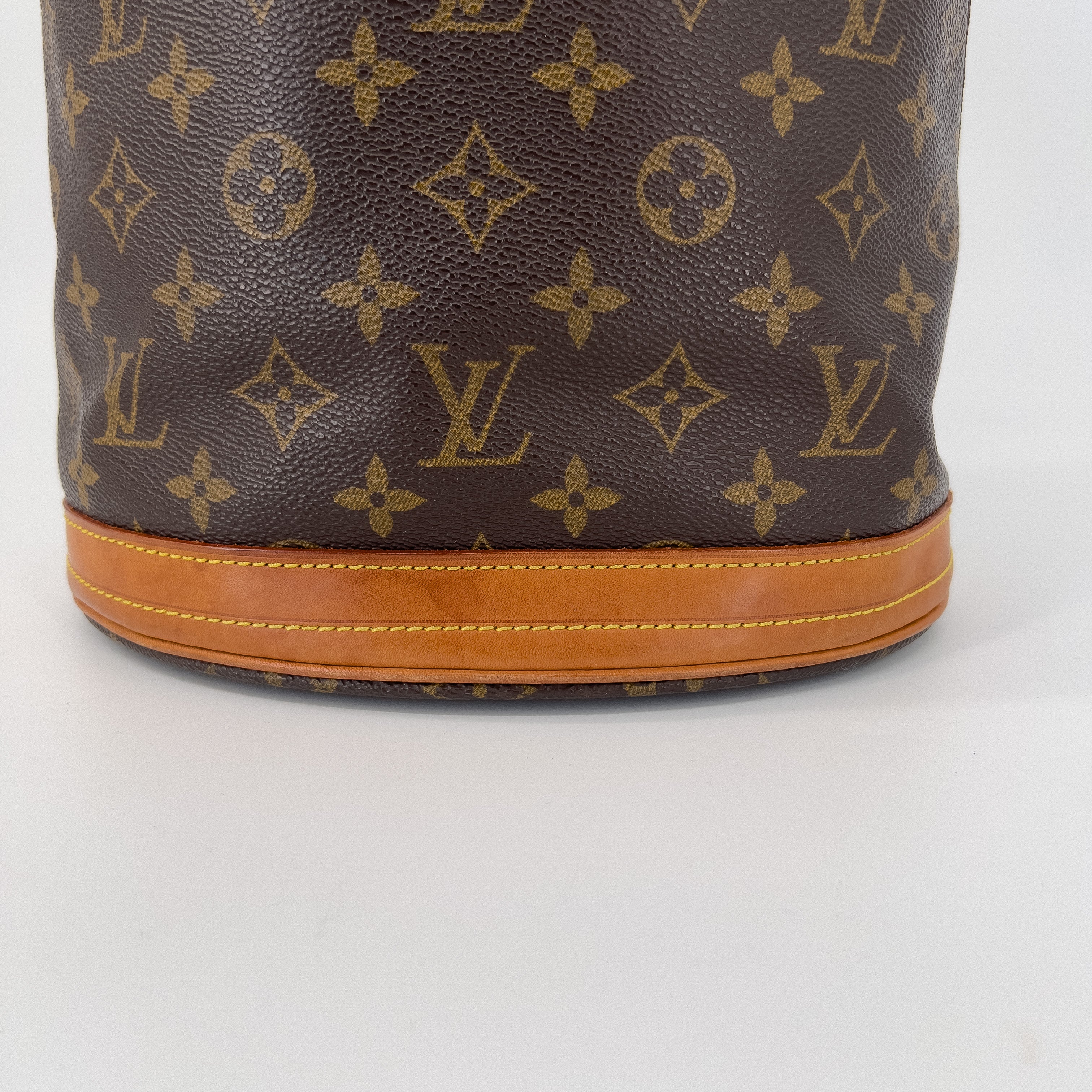 Monogram Marais Petit Bucket
