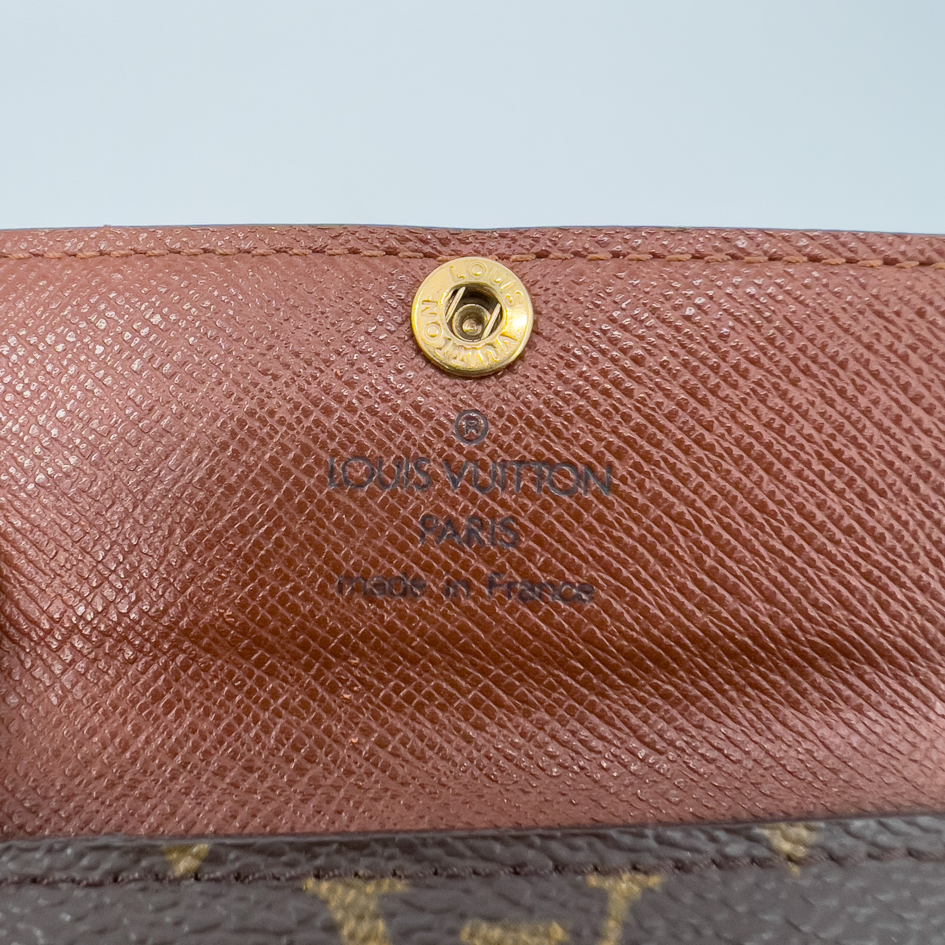 Snap Close Card and Coin Holder