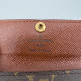 Snap Close Card and Coin Holder