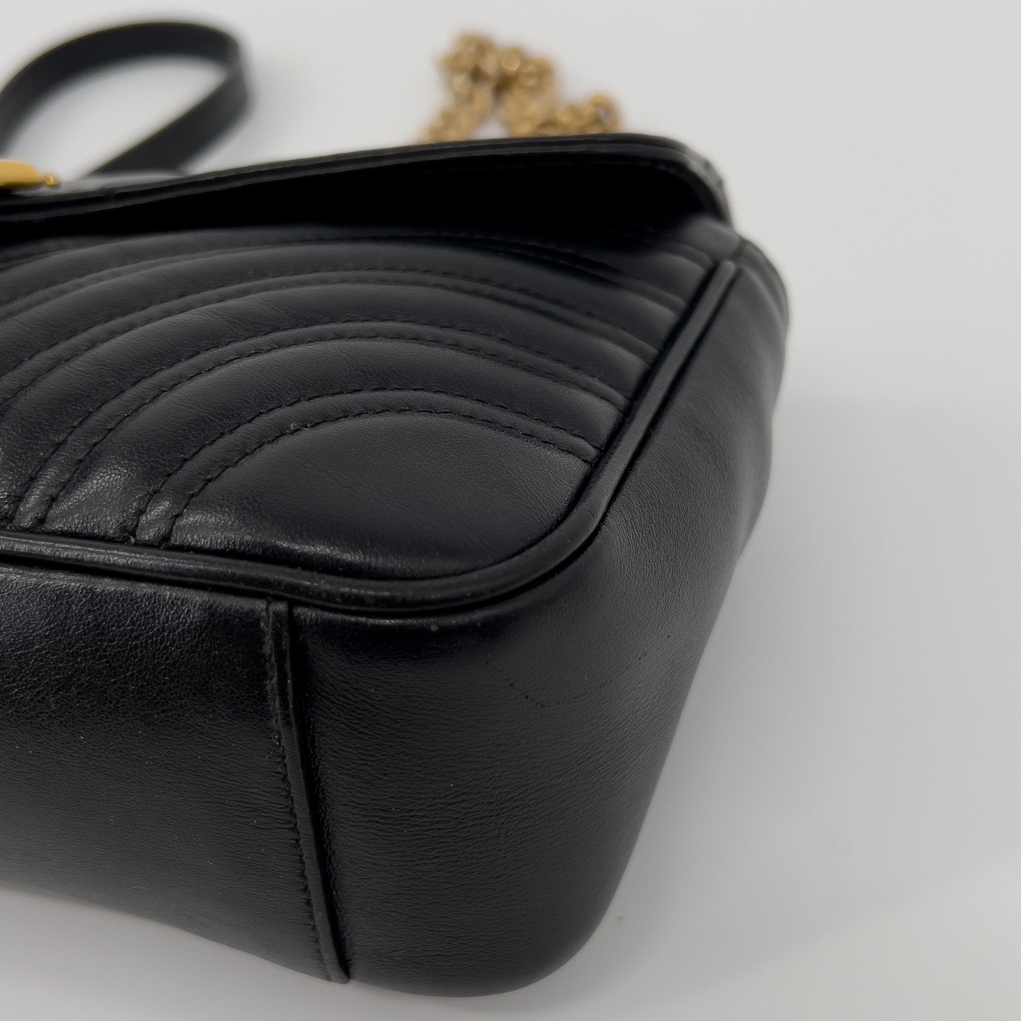 GG Marmont Small Matelassé Shoulder Bag