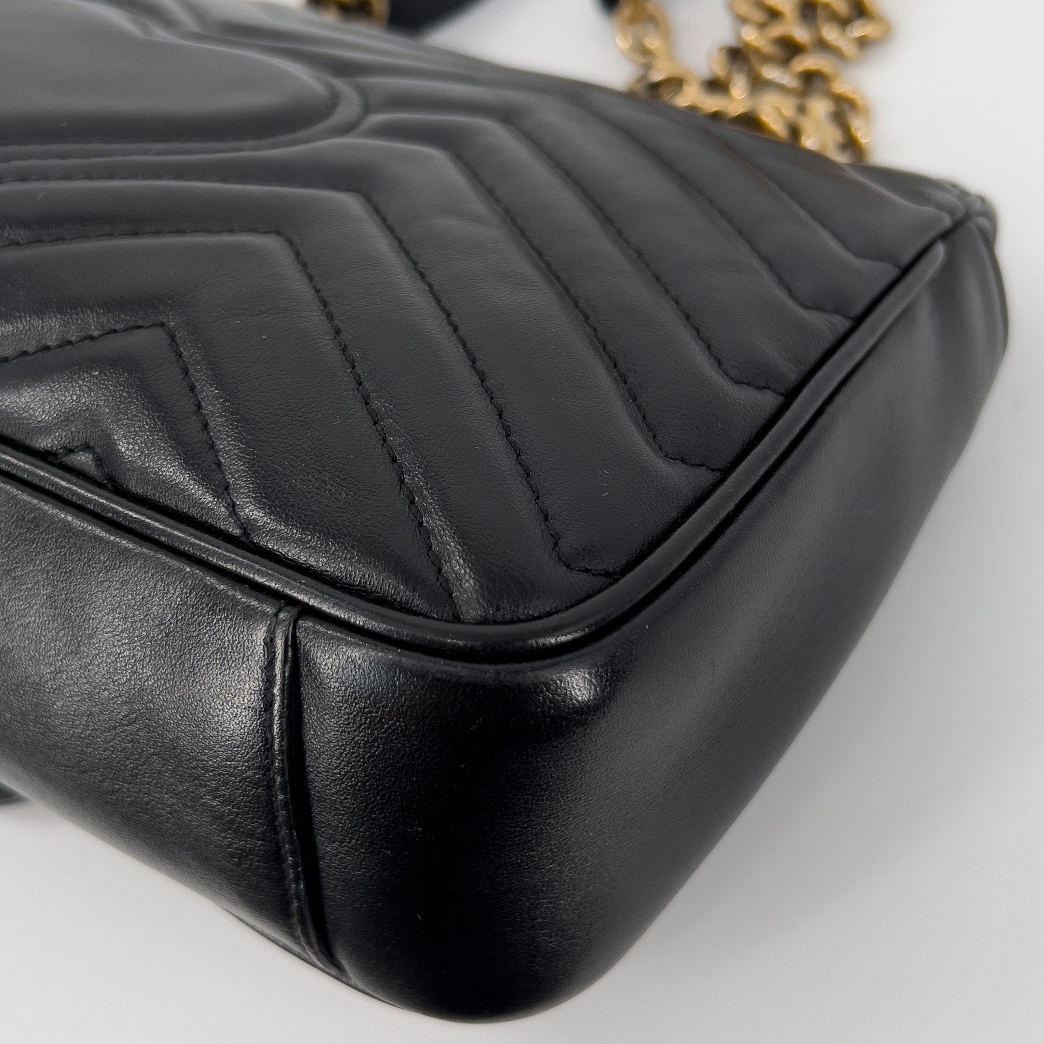 GG Marmont Small Matelassé Shoulder Bag