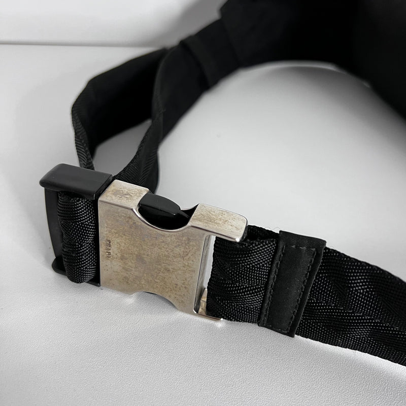 Nylon Tessuto Slim Waist Bag