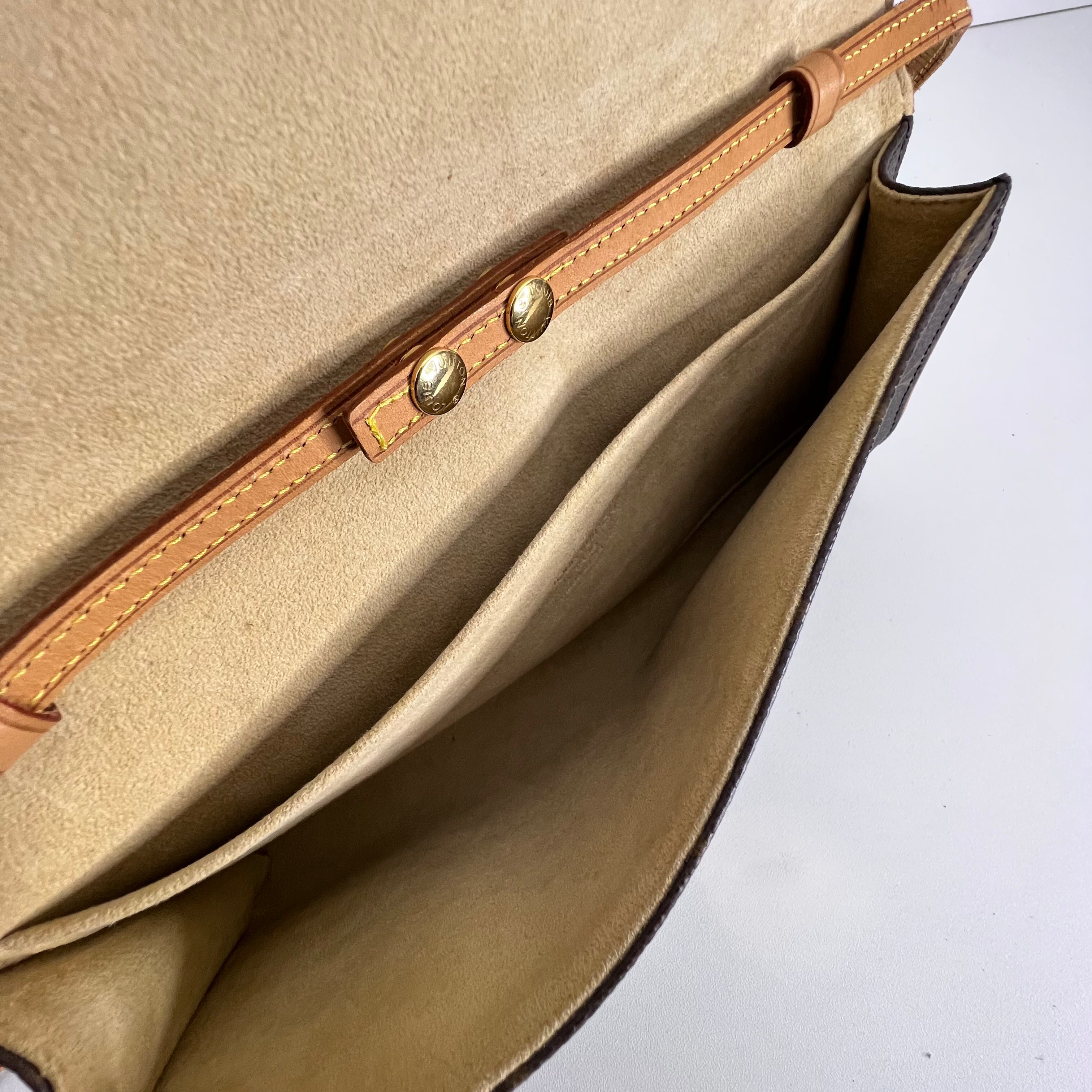 Monogram Pochette Twin GM