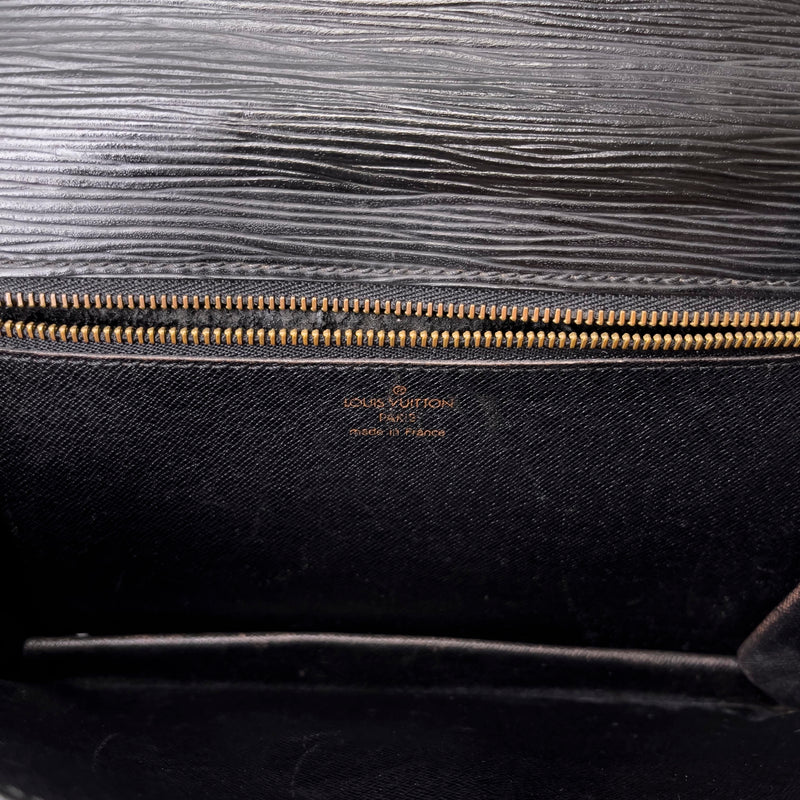 Black Epi Pochette Serie Dragonne