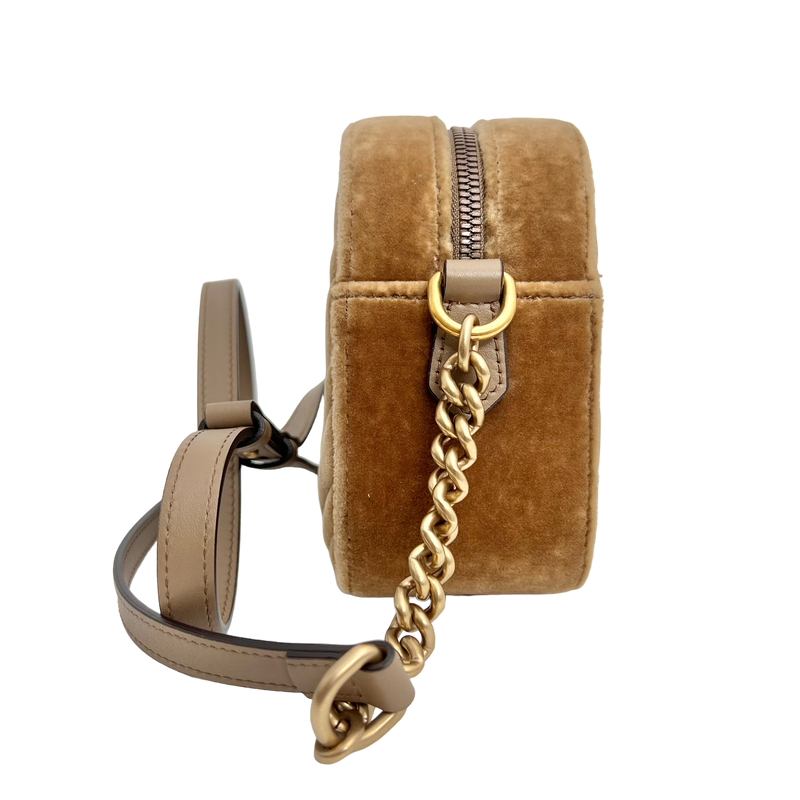 Small GG Marmont Matelassé Velvet Shoulder Bag