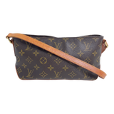 Monogram Trotteur