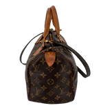 Speedy 25 with shoulder strap