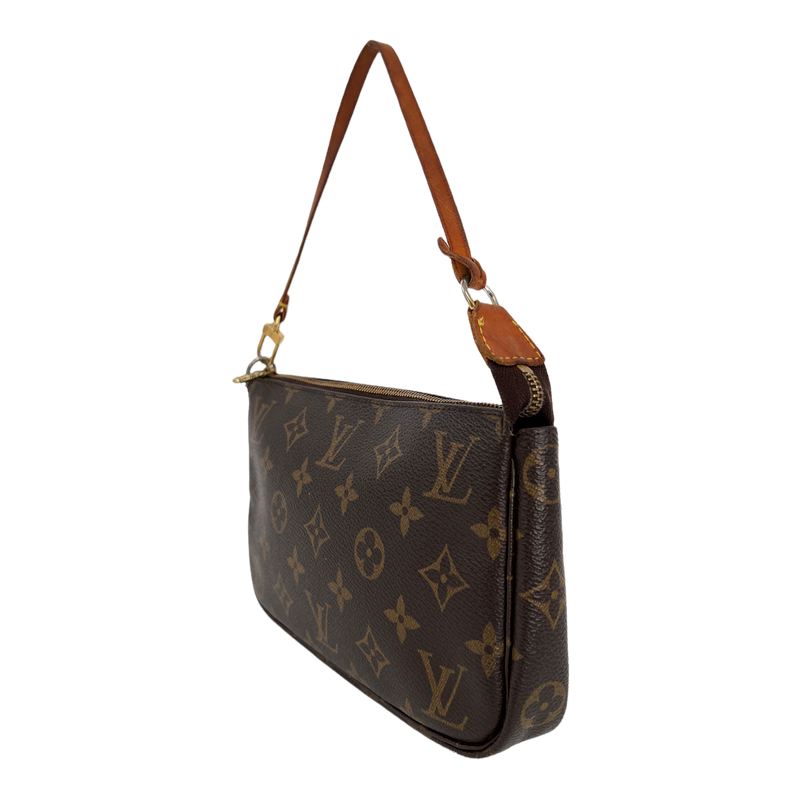 Pochette Accessories