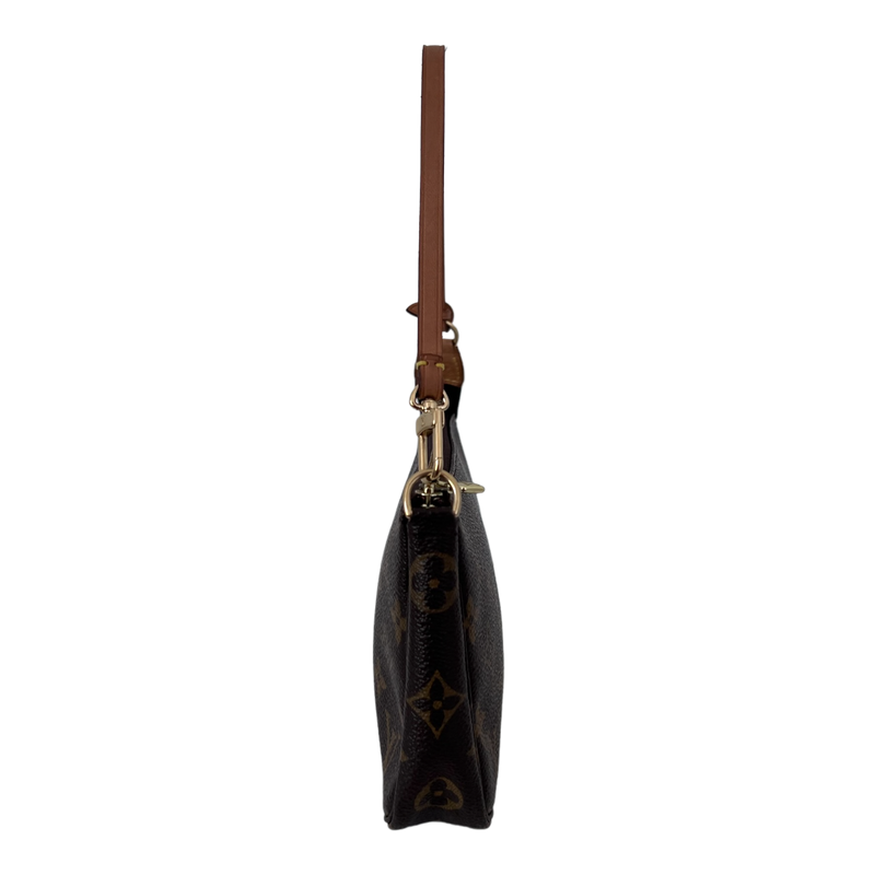 Pochette Accessories