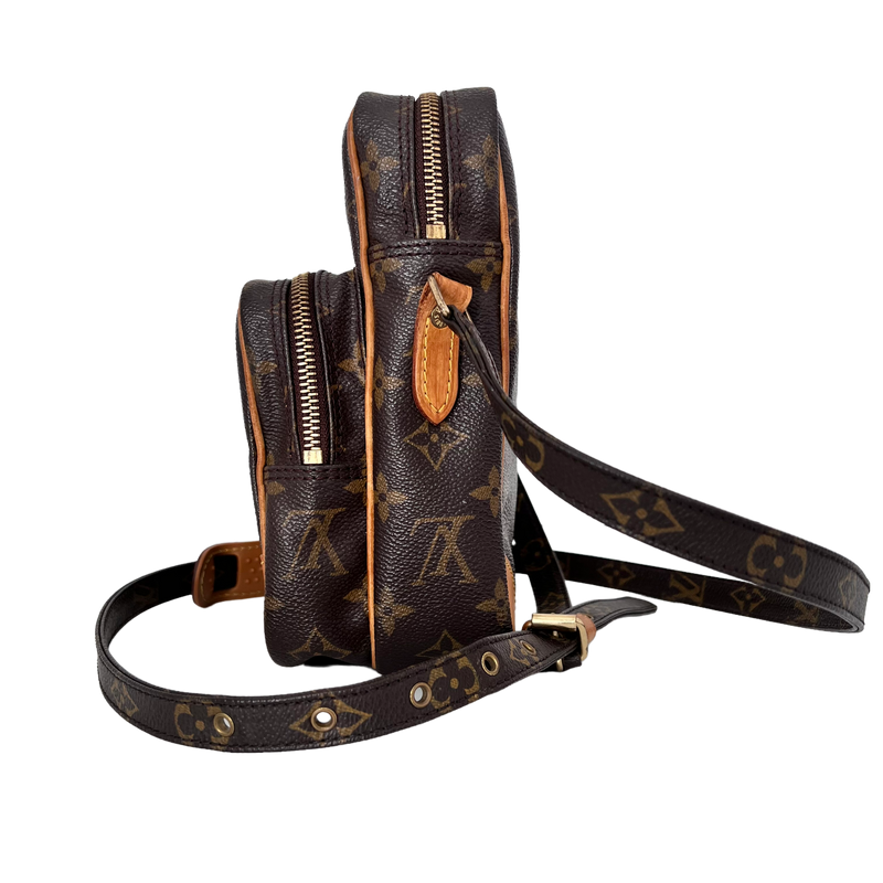 Monogram Amazone