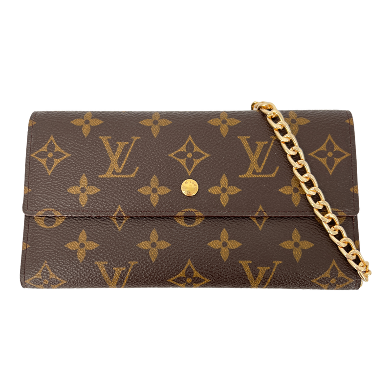 Monogram Chain on Wallet