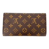 Monogram Chain on Wallet