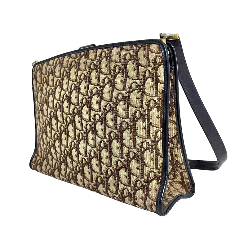 Trotter Lock Shoulder Bag