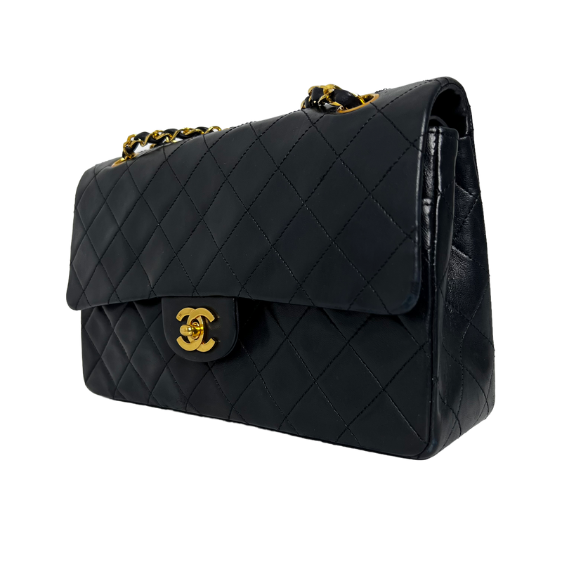 Vintage Medium Classic Double Flap