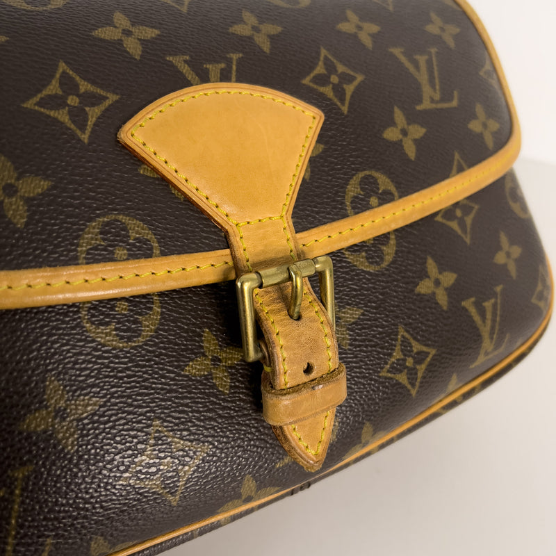 Monogram Sologne