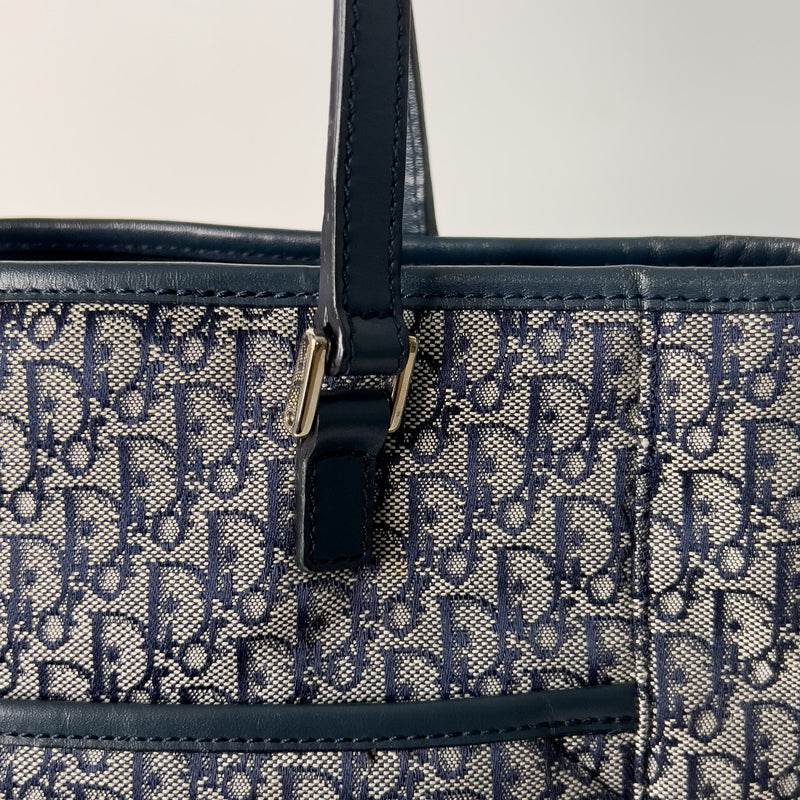 Small Trotter Canvas Tote